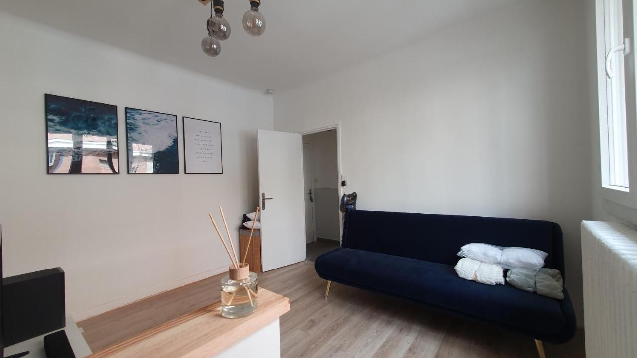 Joli T2- Centre Ville - Parking Gratuit - Wifi Dunkirk Bagian luar foto