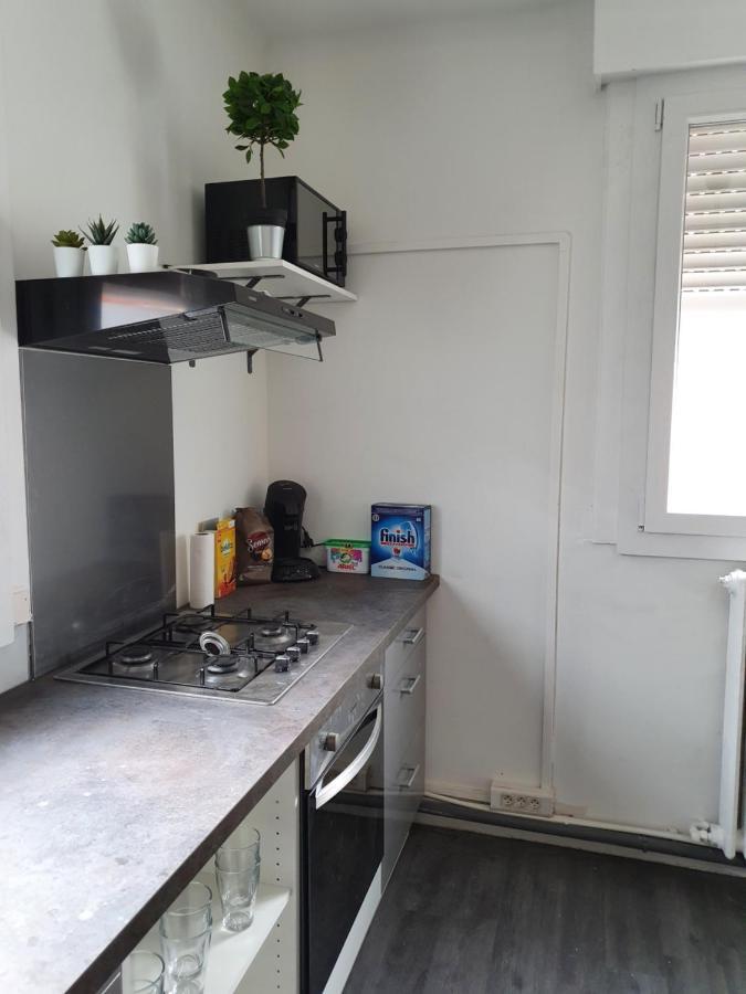 Joli T2- Centre Ville - Parking Gratuit - Wifi Dunkirk Bagian luar foto
