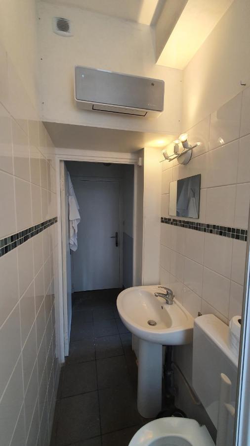 Joli T2- Centre Ville - Parking Gratuit - Wifi Dunkirk Bagian luar foto